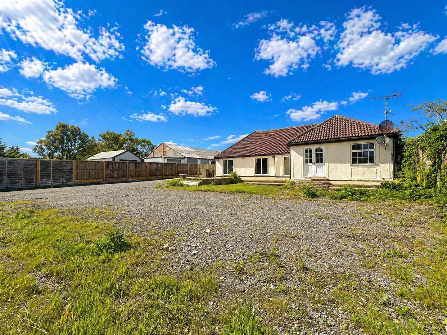 Property Image a1bac18b-7122-408e-bb78-6e65238d6d80