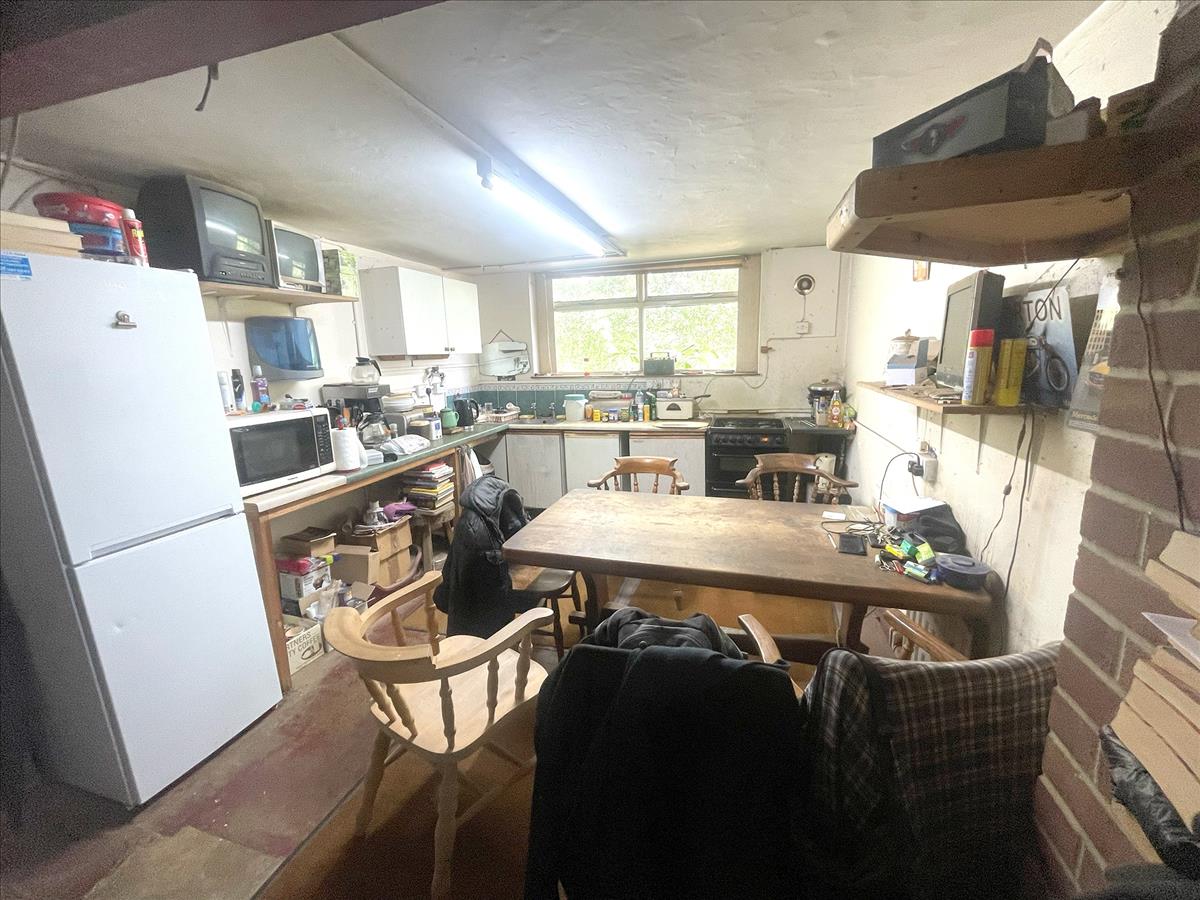 Property Image a1bec73c-cff5-4a3f-a485-dc13305b055d