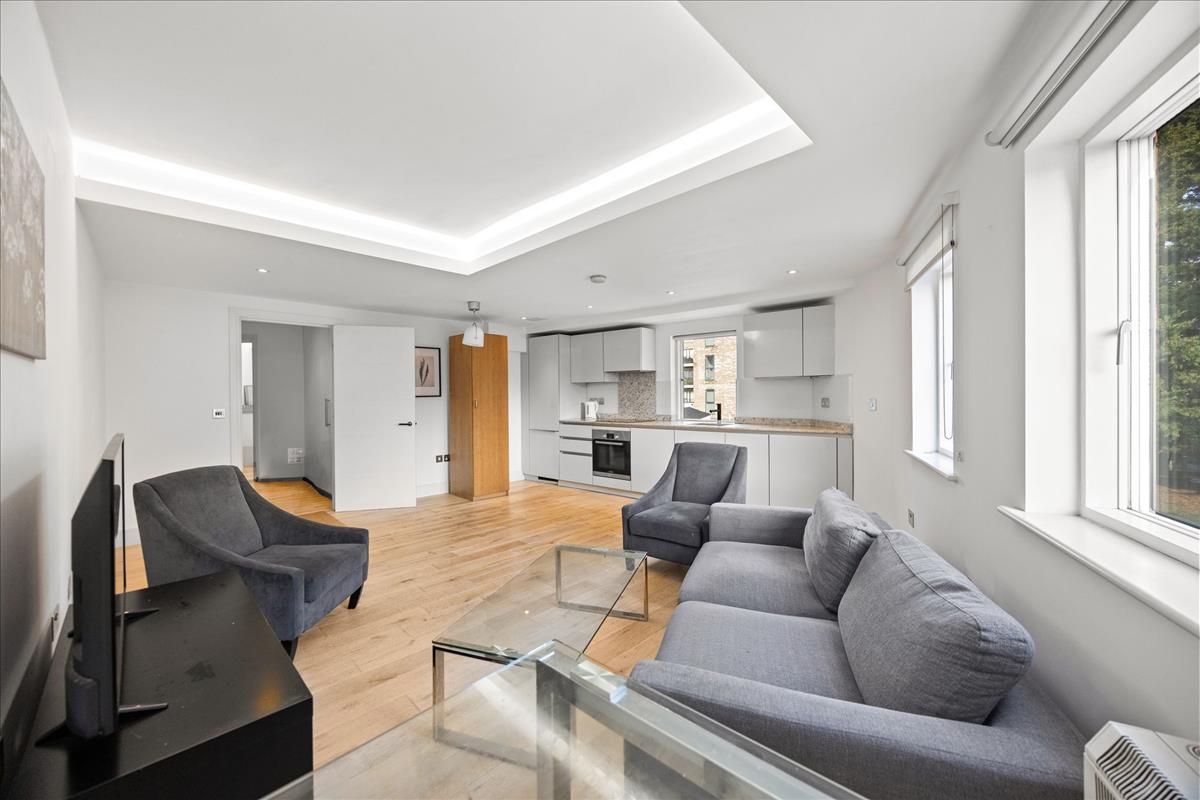Property Image a1cc2a7c-30ef-4452-8ac4-f7086f288fc9