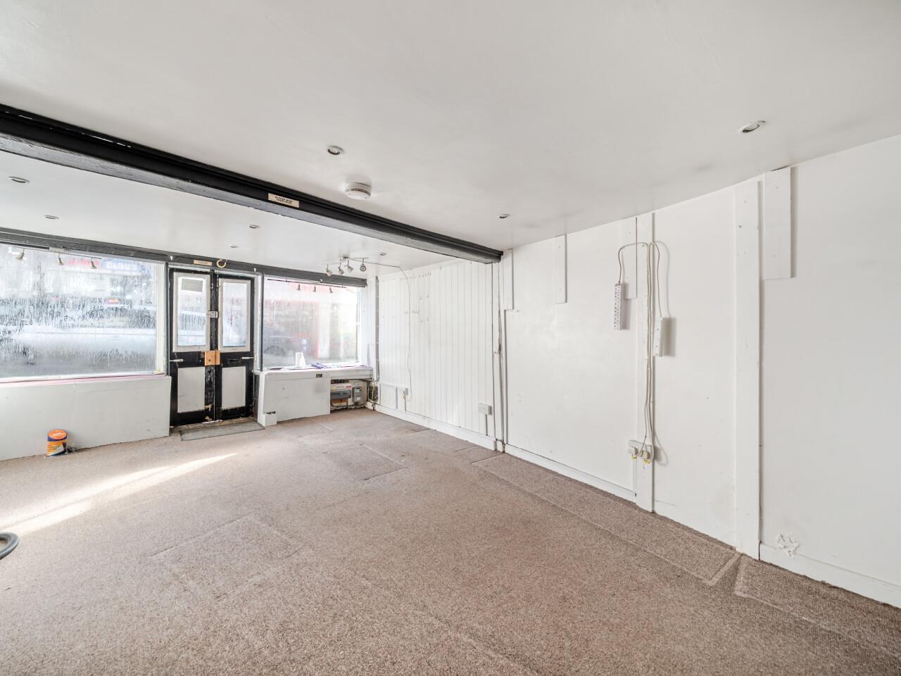 Property Image a1ced997-52df-41e6-8ca6-b286698d3b5f