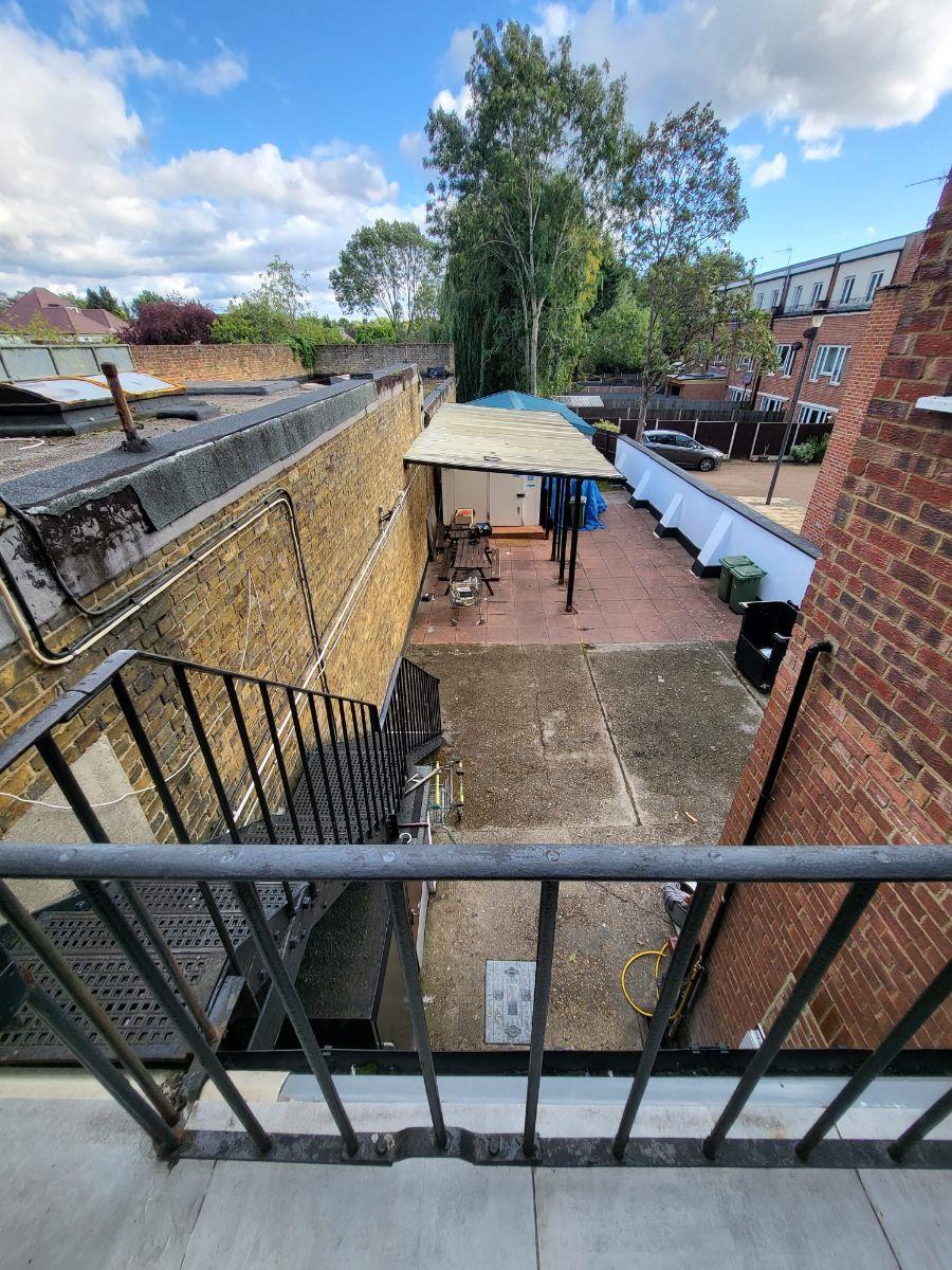 Image 12