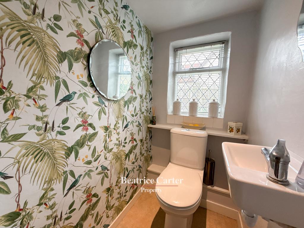 Property Image a1e00296-8b53-46c9-9107-990083cc1a7c