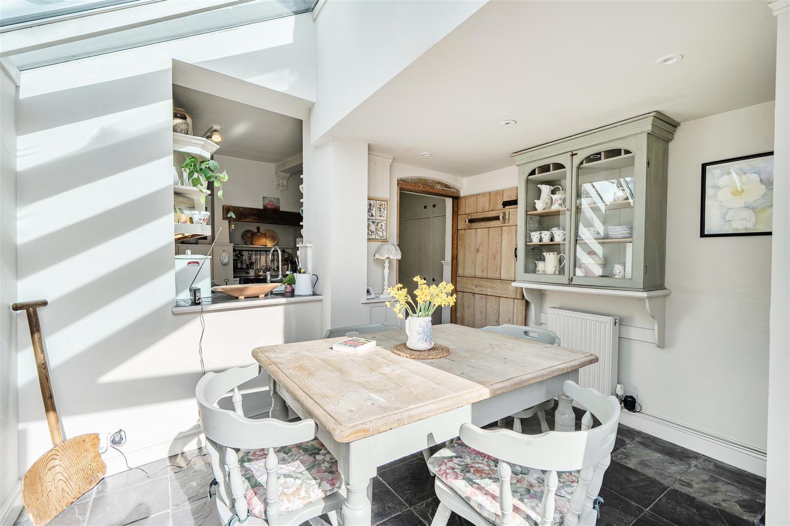 Property Image a1e1606e-323d-41b1-bf67-3f9b966e3dfe
