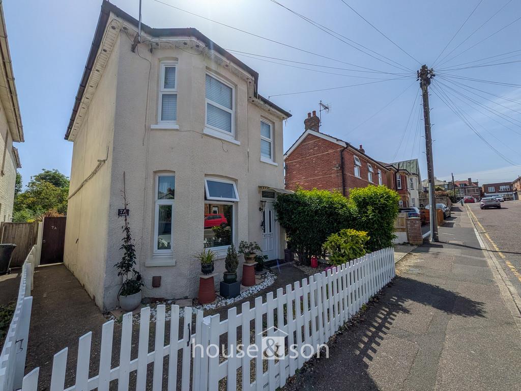 Property Image a1e91d7b-72f4-42e2-b33c-198a0ef389ee