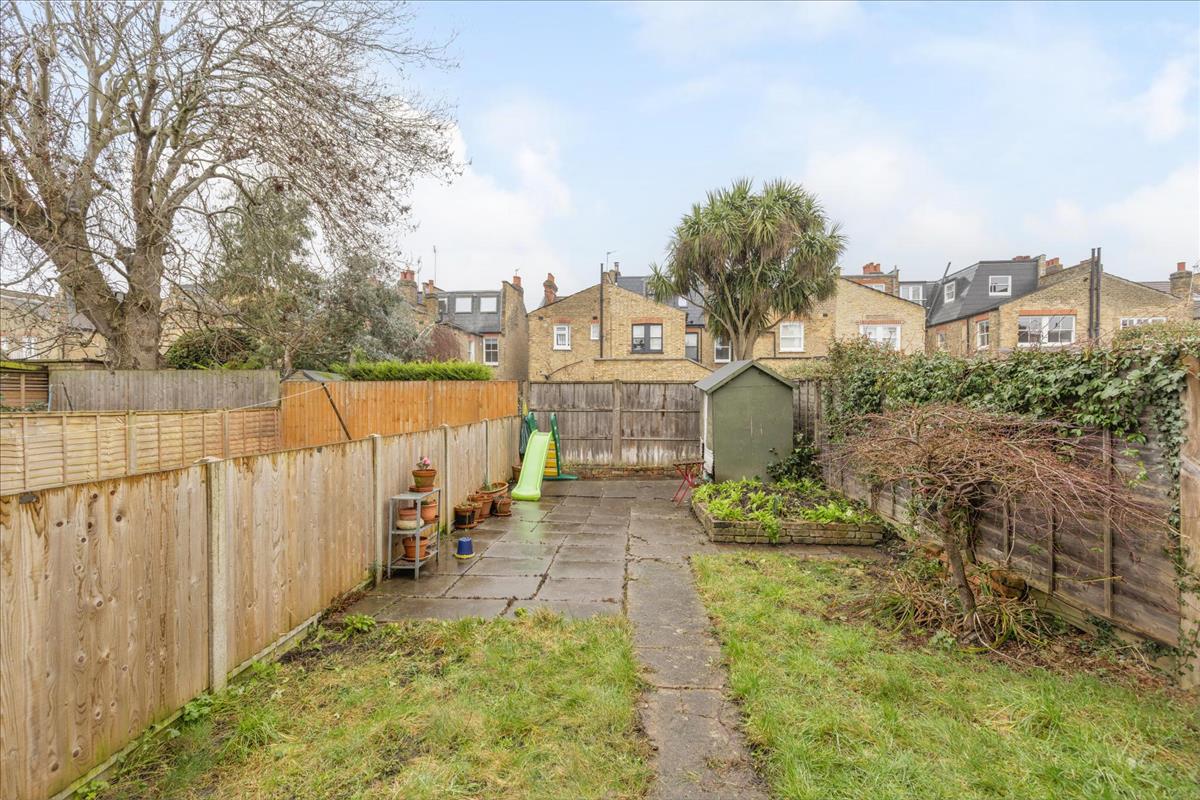 Property Image a1f3fd56-8b1e-42f4-b36b-4bed41edc90a