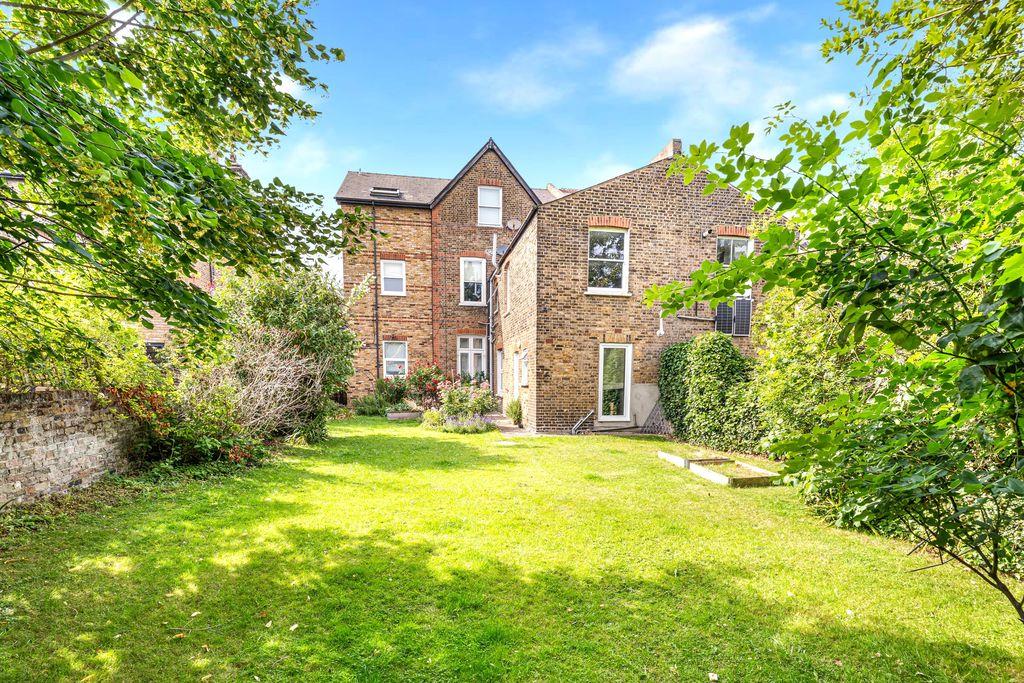 Property Image a1f57dd5-4381-49c2-846b-0650828a69dc