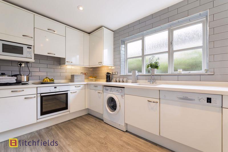 Property Image a2197448-6bf0-4c54-93ac-1a91d6e61814