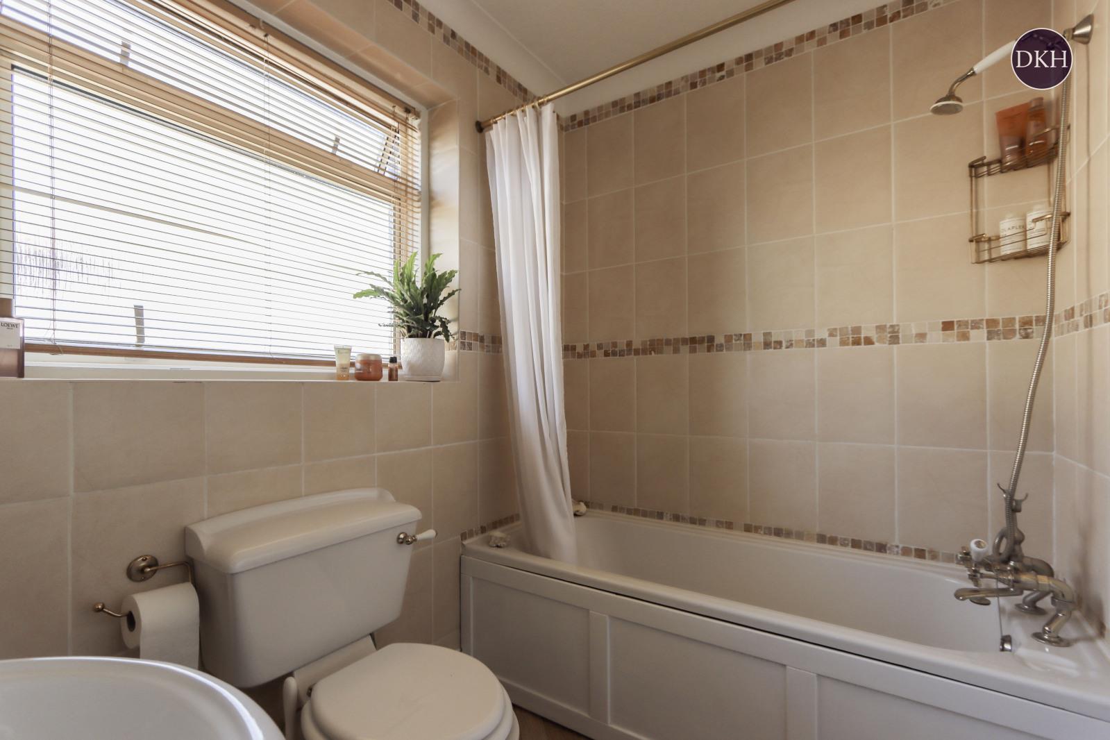 Property Image a2290e0e-9004-4333-80b2-75b0a1e30acd
