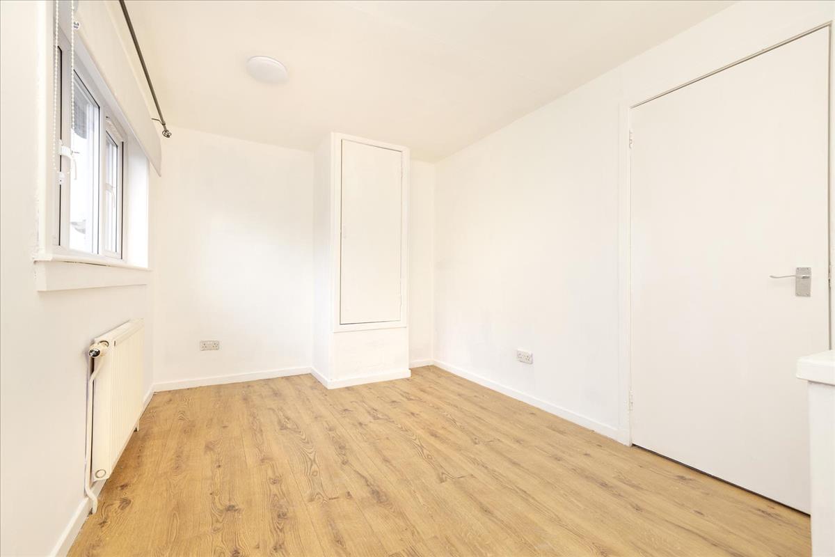 Property Image a2489e58-40f9-4337-990b-8b560037c295