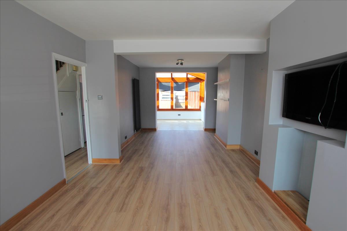 Property Image a25bbc81-da4e-4f0f-84e7-a9179af6c4ba
