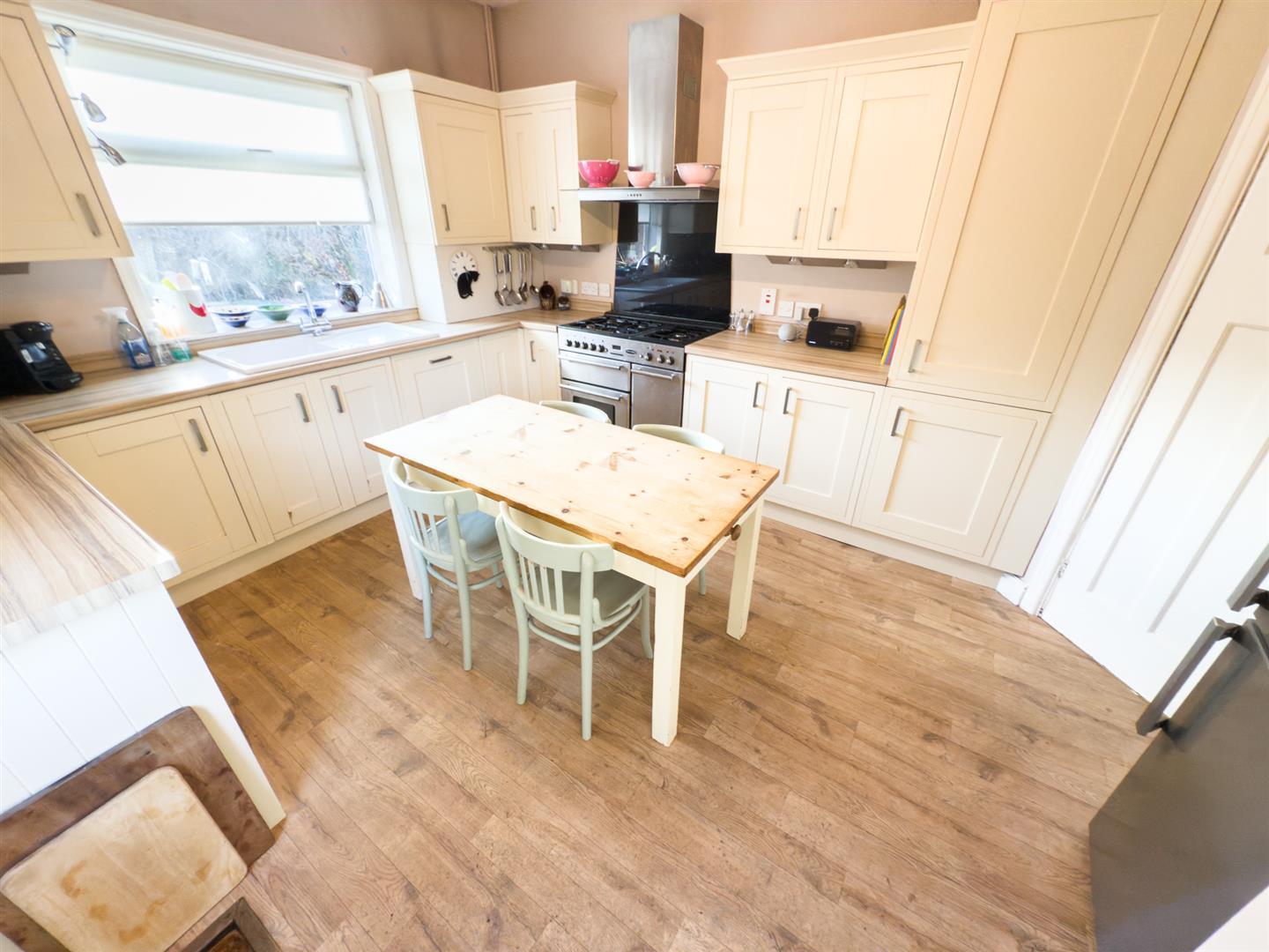 Property Image a2624c36-7164-4578-8676-0f67da59d5a7