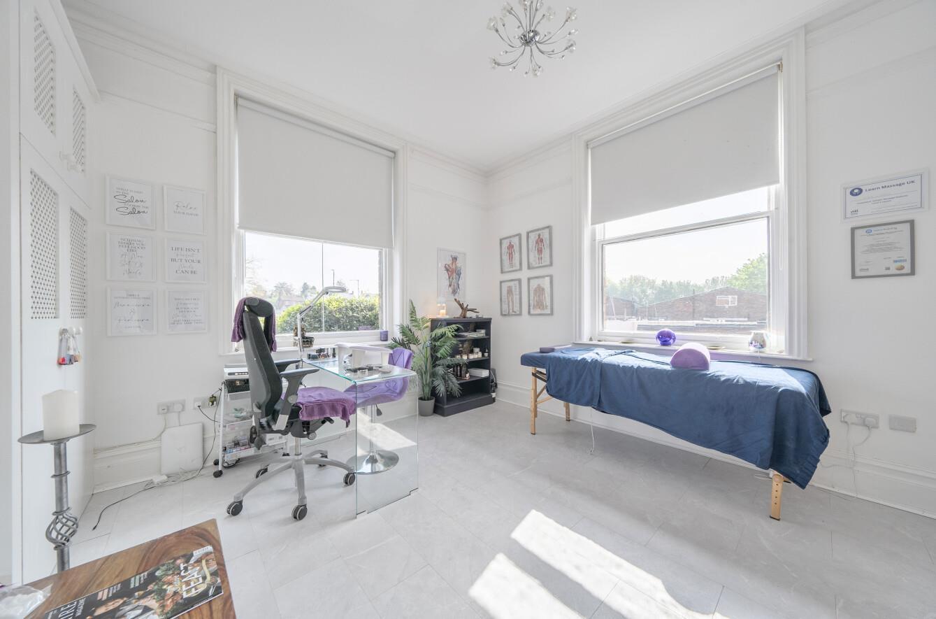 Property Image a266722f-fc33-4777-b4b3-6eb1ebae3c32