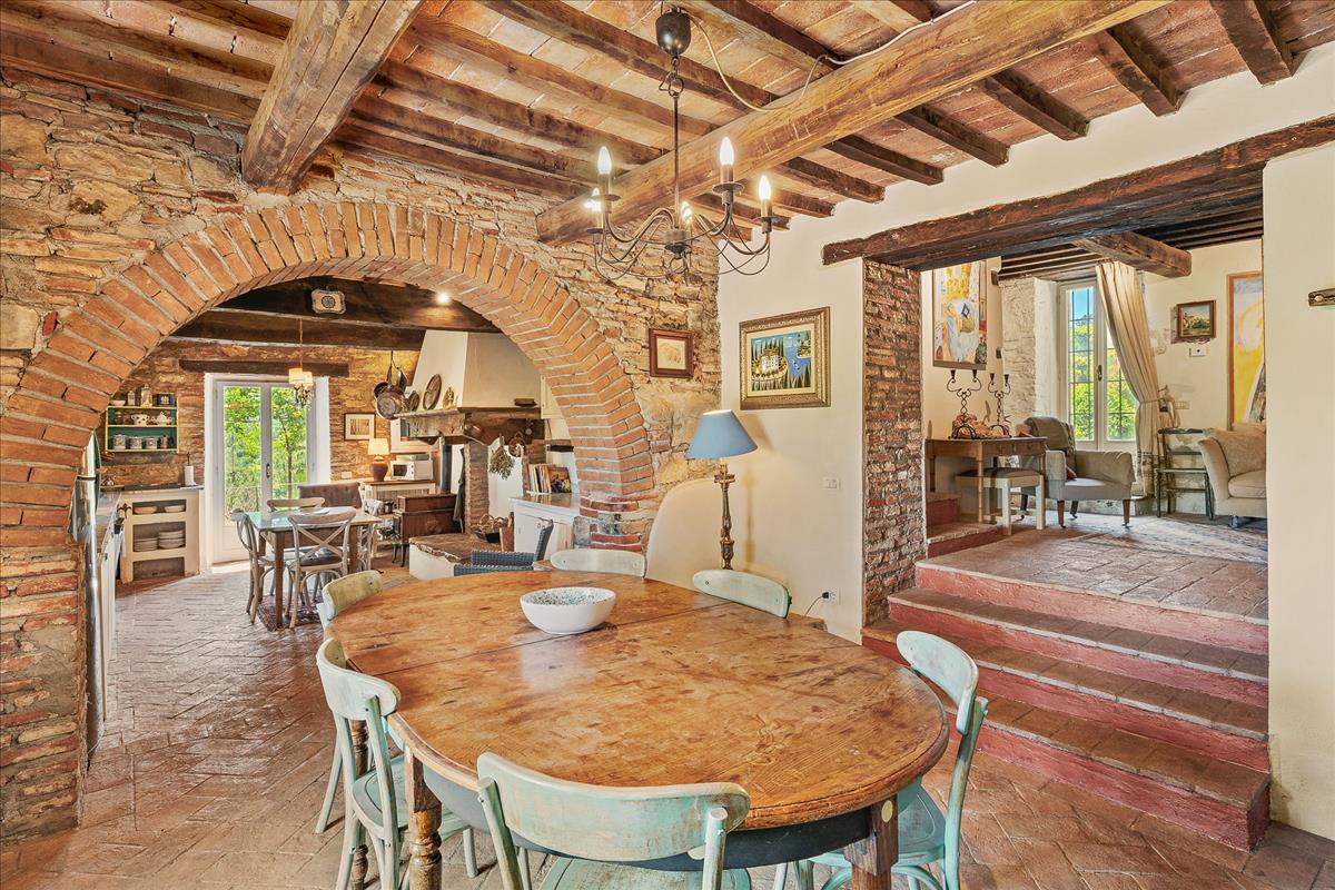 Property Image a2723aaa-f418-4d42-a0c1-78f9ceff9902
