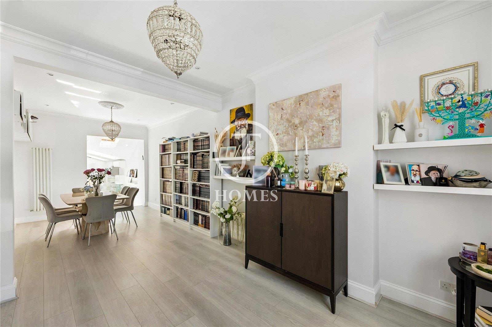Property Image a288d0ec-f07d-40fb-8355-00b1702f286f