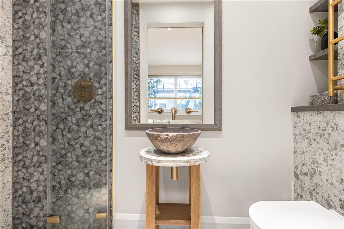Property Image a2ac3f8f-8d3a-45b5-ac99-1ee85e00cdf7