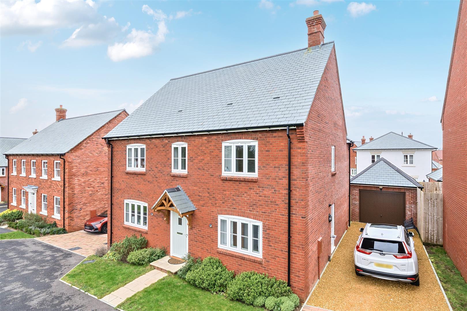 Property Image a2b6d53d-7f4e-4ee9-aa25-7373042546ed