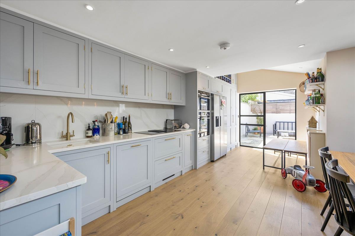 Property Image a2c83b4e-af02-4d08-92e9-457ce09eac34