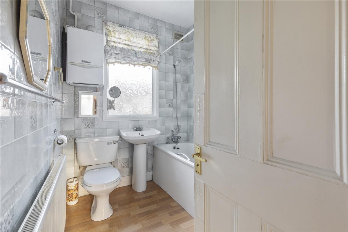 Property Image a2c9d619-7f70-45ec-a2fd-80081ff6ef28