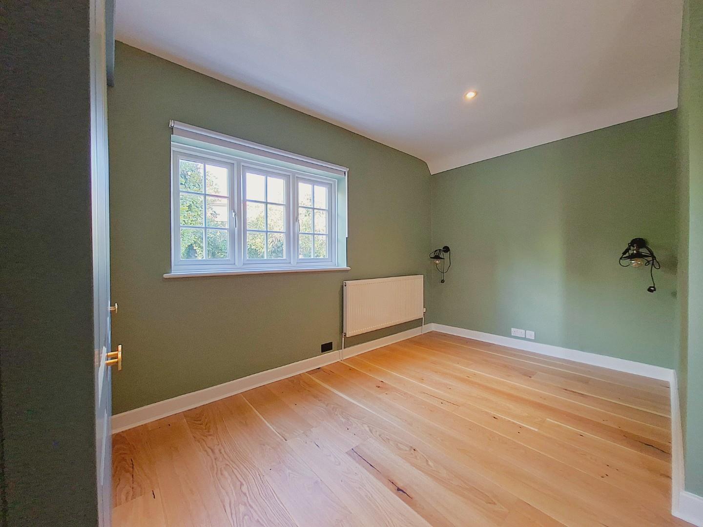 Property Image a2d55186-b38f-48f6-bcab-b035768485d0