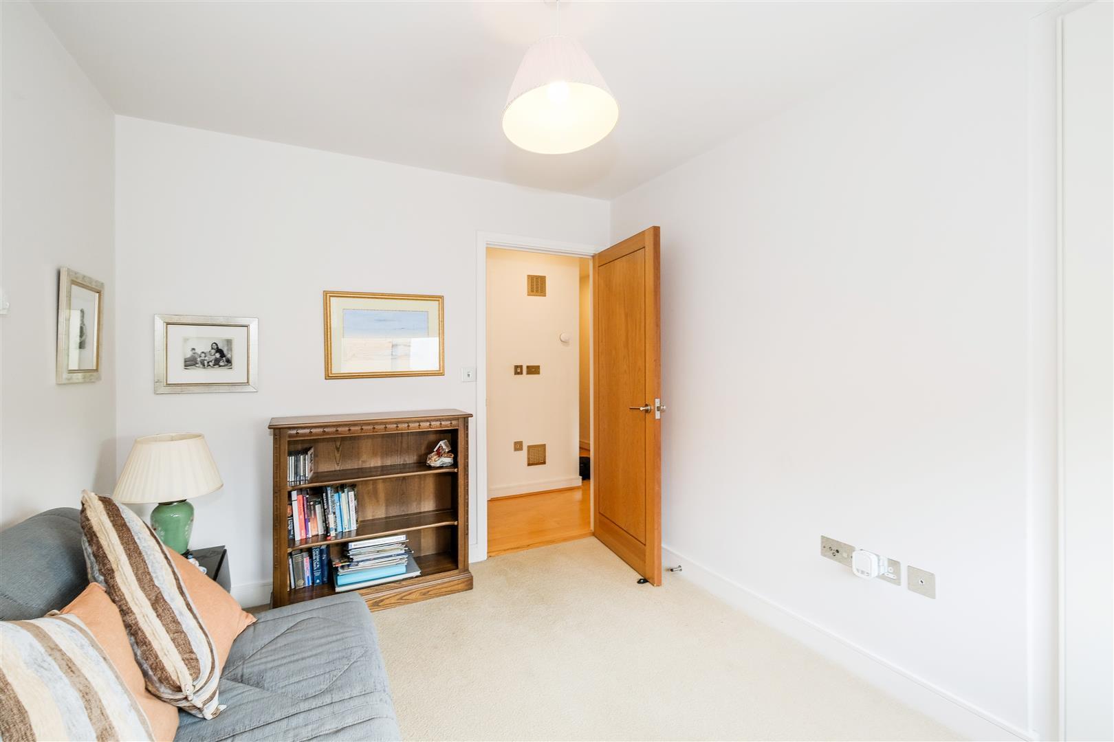 Property Image a2e00424-3e77-4b10-a8dc-5fd02aa29f79