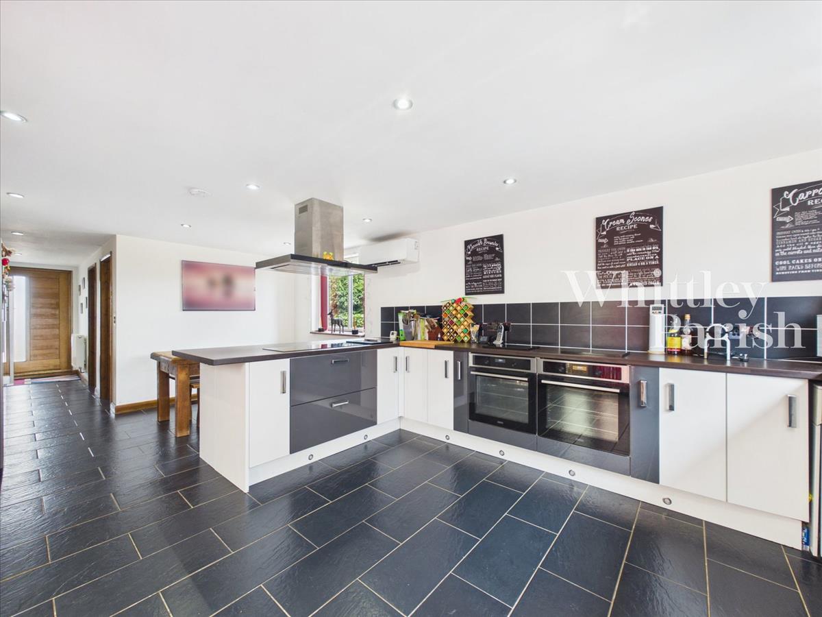 Property Image a2ed828b-7d07-42b0-a727-9ca6661fdcef