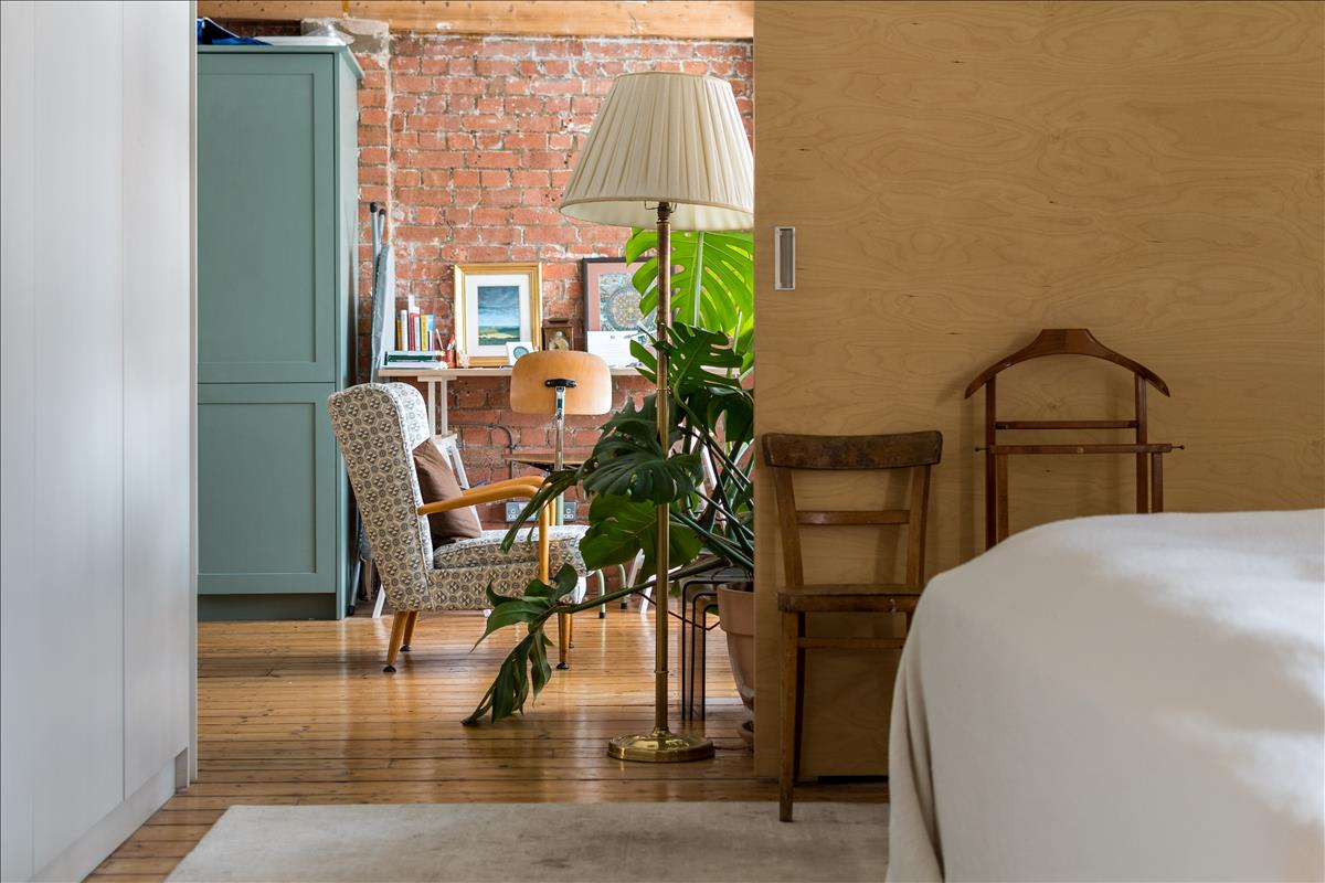 stunning topfloor penthouse apartment shoreditch