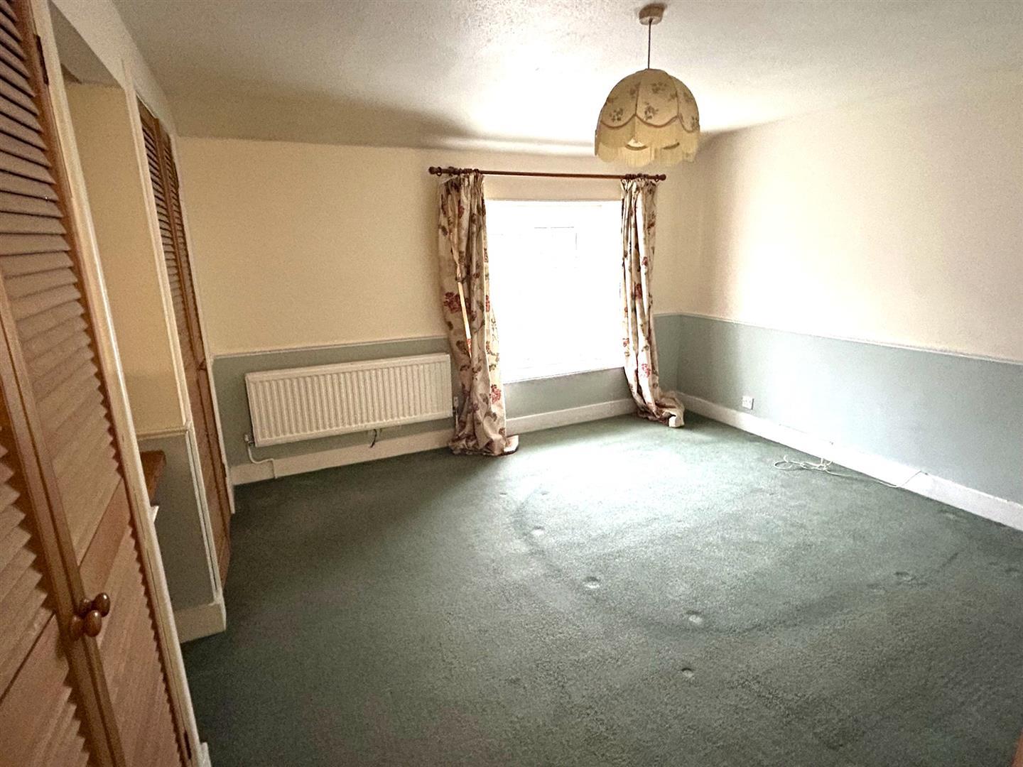 Property Image a2f70d5d-95cf-45d5-809e-61a48bb68e03