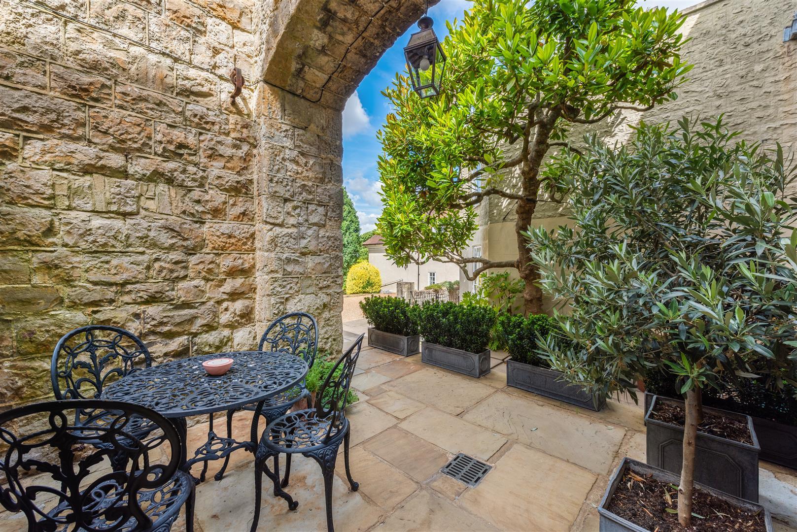 Property Image a2fdb9e5-32f2-464e-bde0-885f977beb93