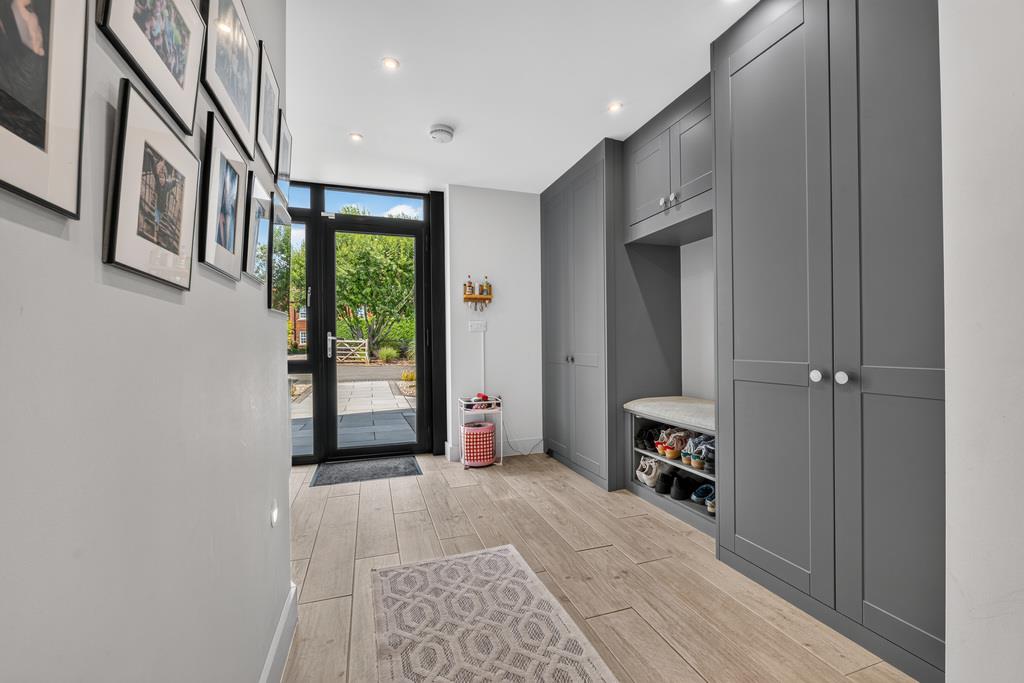 Property Image a3008f82-8628-46d2-bf8d-35acc916b570