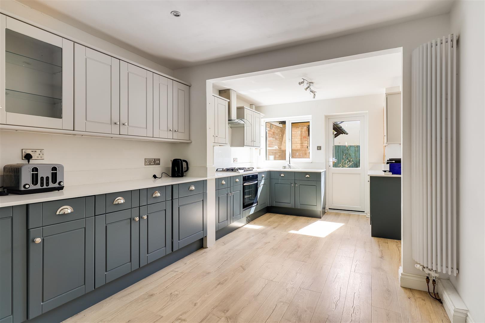 Property Image a30a8072-e57a-437a-a3de-9bd809e79163