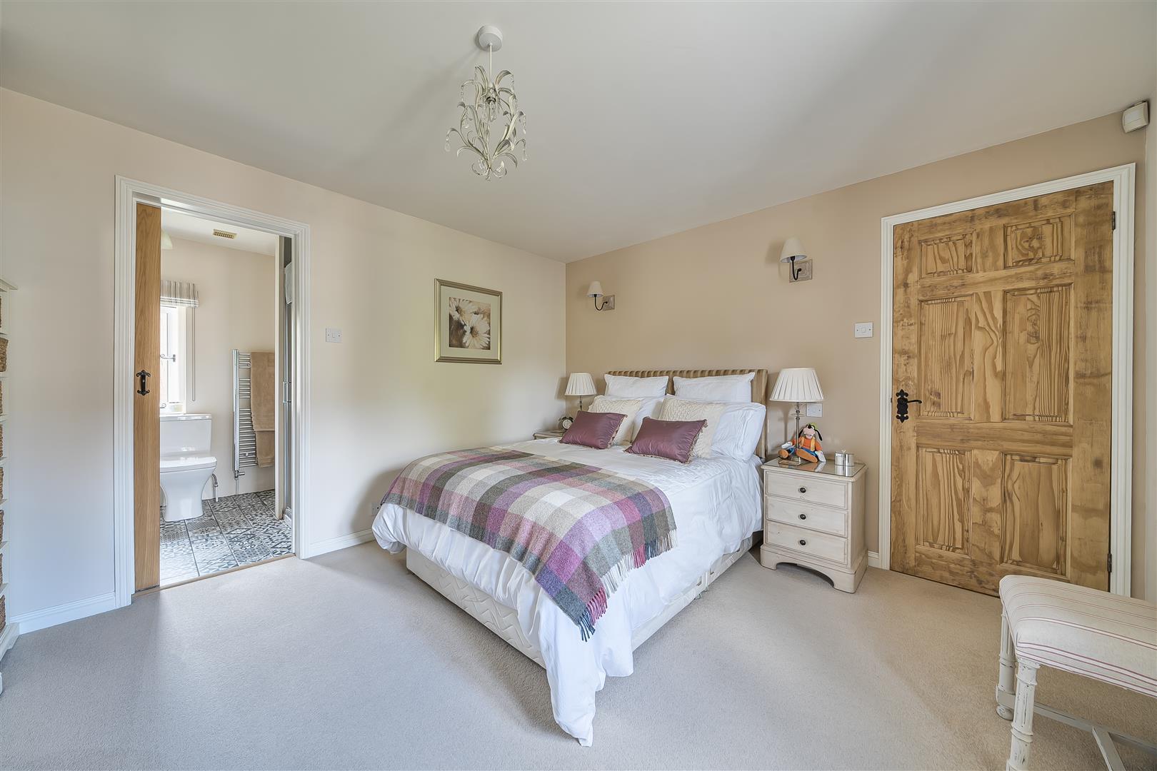 Property Image a30cc693-e629-4d2b-a475-cb621128658f