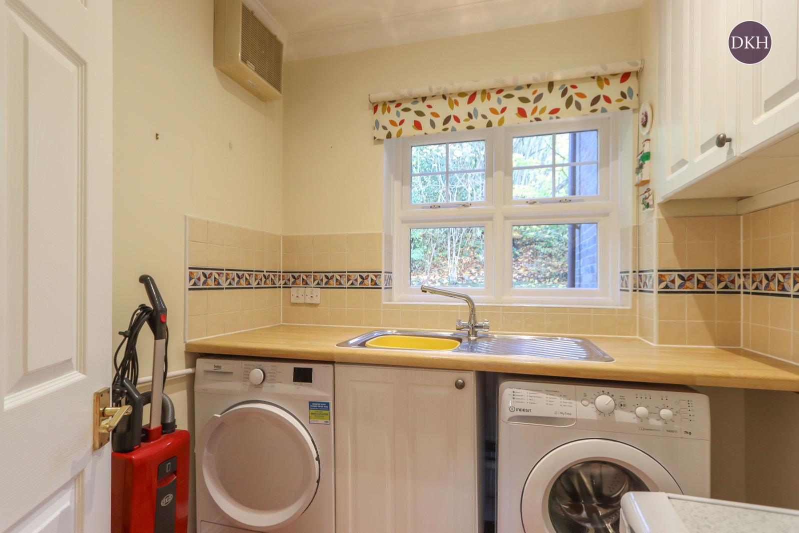 Property Image a30e123c-2a38-450f-92b9-b8f6402cc527