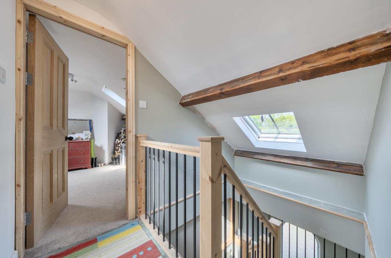 Property Image a3201cb4-7efe-44a5-b8d3-3d91d0949e71