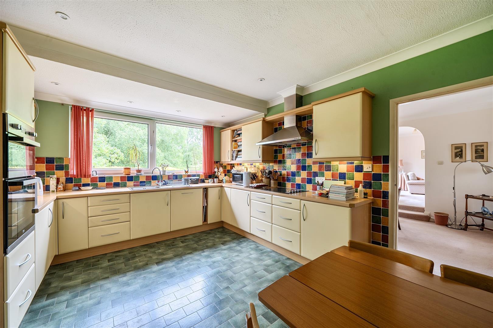 Property Image a326856c-6852-4df4-a5a7-755b97f82ff7