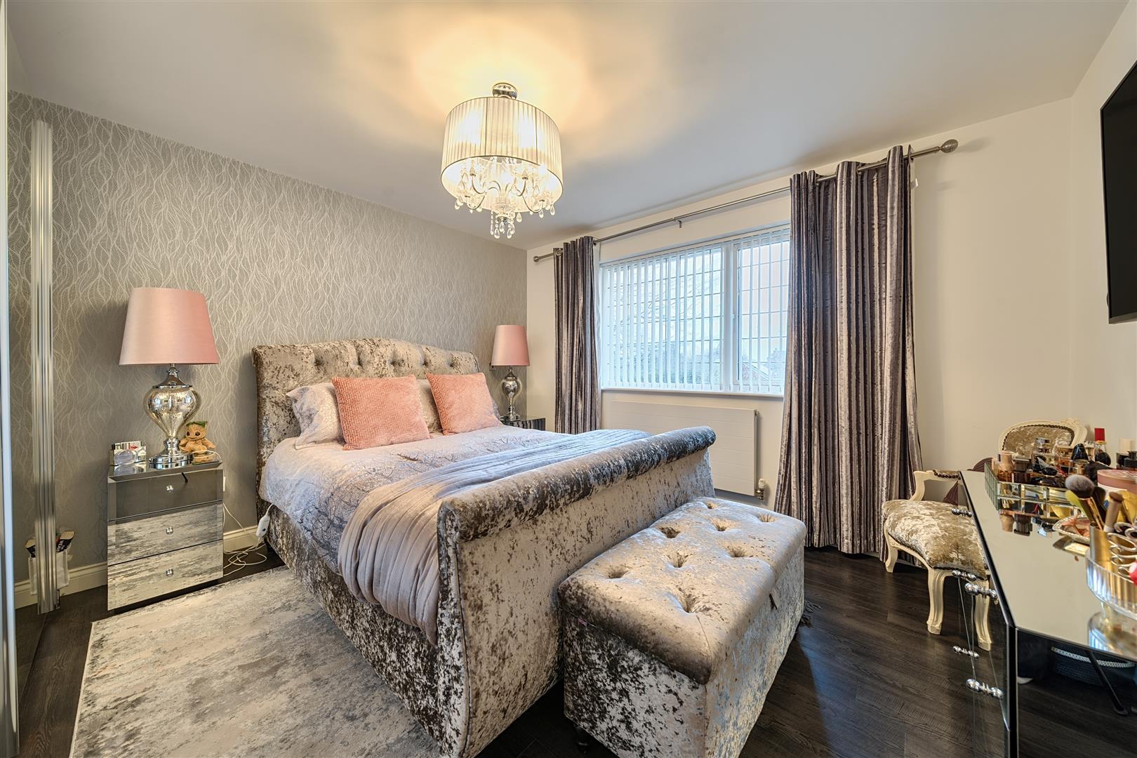 Property Image a3371872-b64a-4d72-9ea9-3dbb1e7f92ec