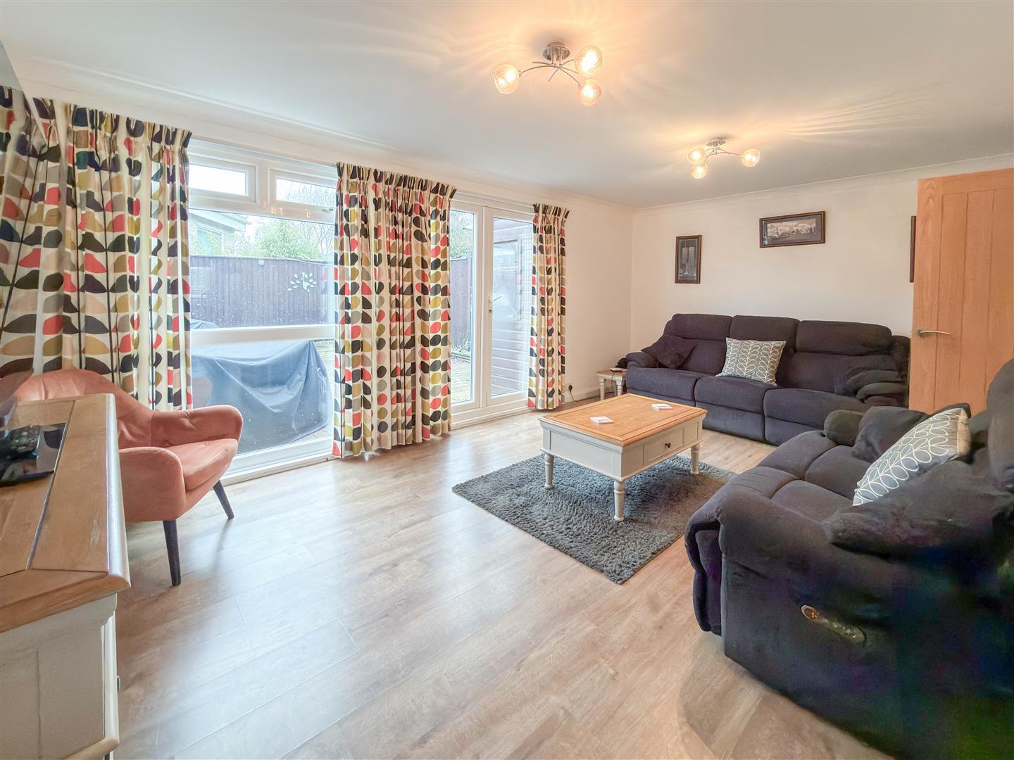 Property Image a35ba525-cda7-4cc4-b1e4-881d76eeb576