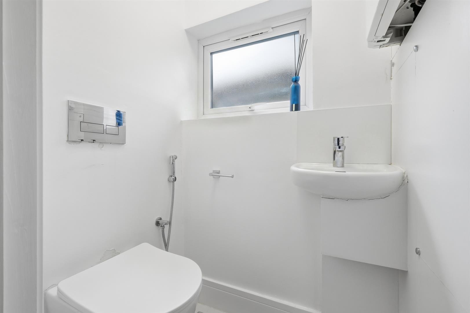 Property Image a3637bd2-94d3-4425-8cab-f2ce676922ed