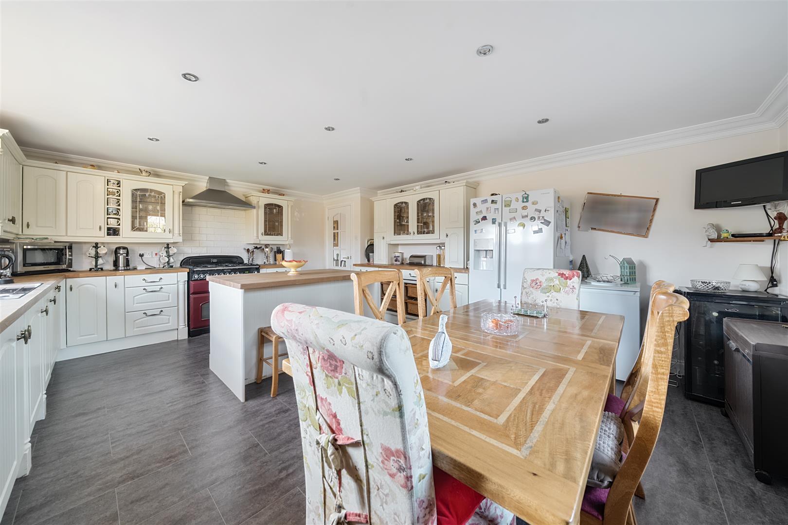 Property Image a363d5ea-e15a-4cb1-a601-c60fbc23cf67
