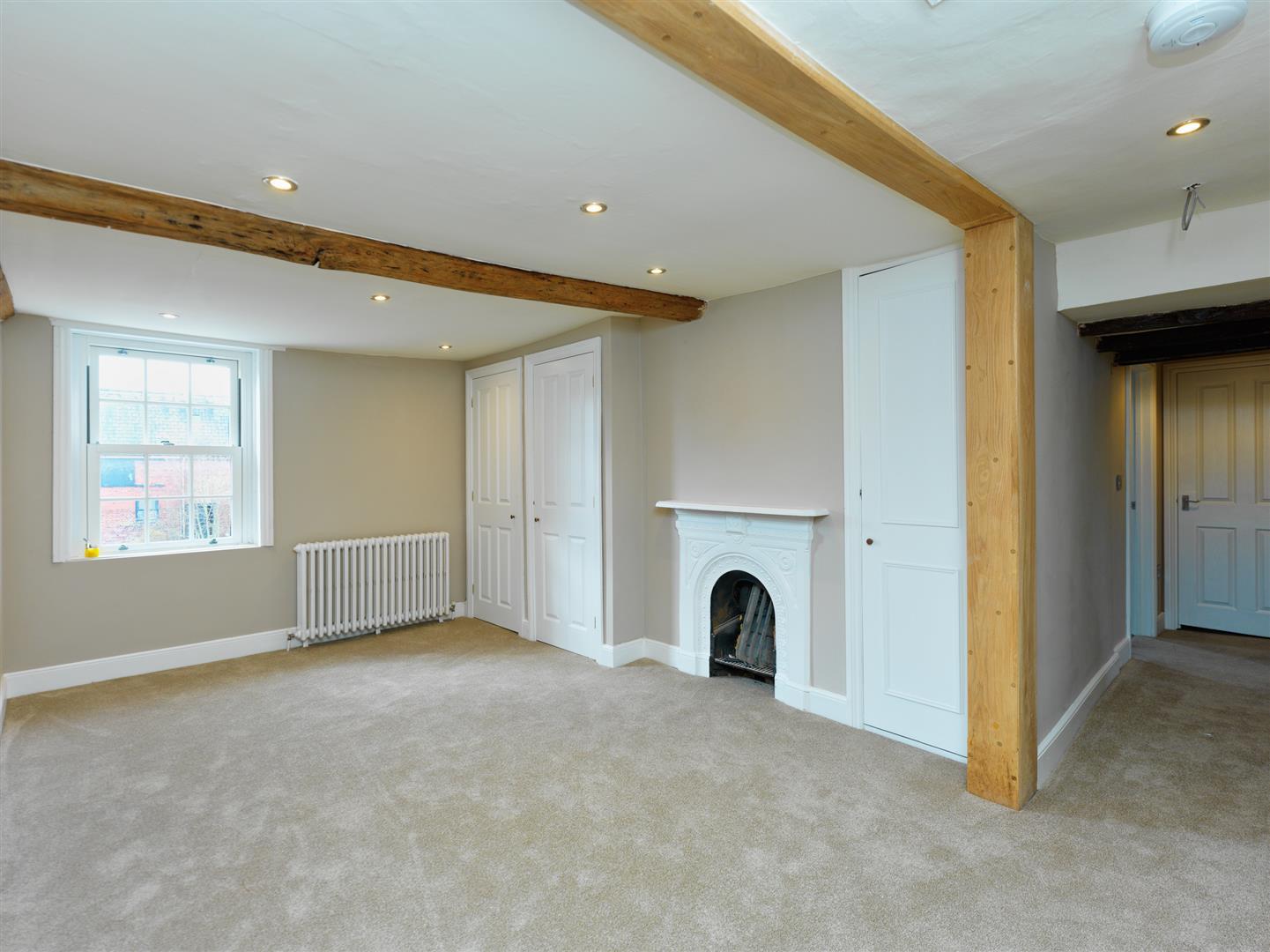Property Image a365599b-cd73-49f7-a534-c181596a5c10