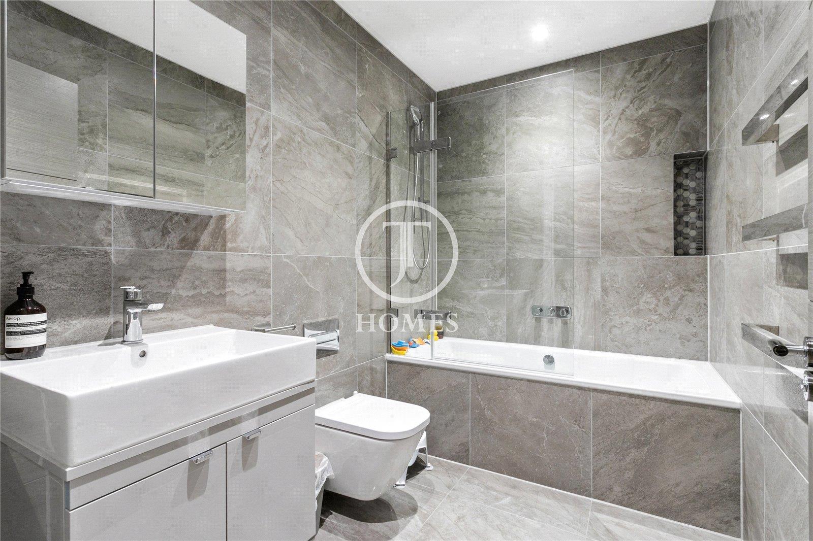 Property Image a3684e32-f998-46cb-856a-92431839bddb