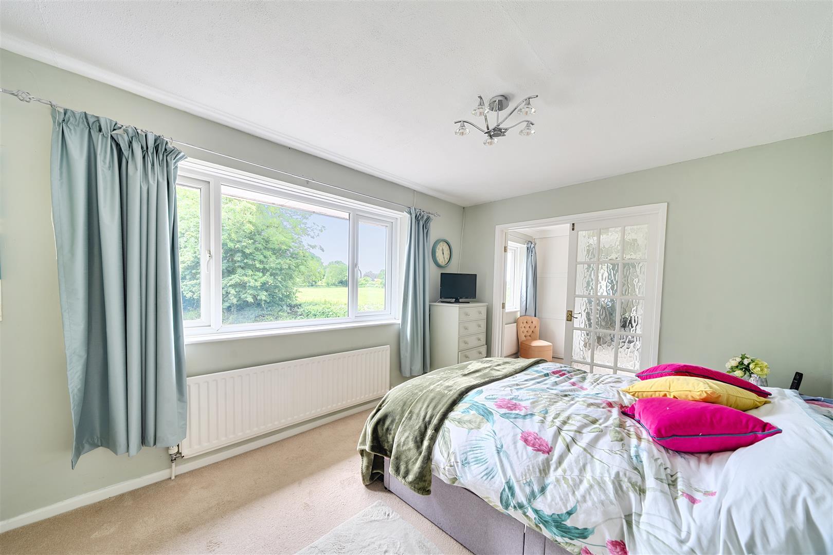 Property Image a36fa4d0-e11f-49de-8f8b-23fa889a5e7b