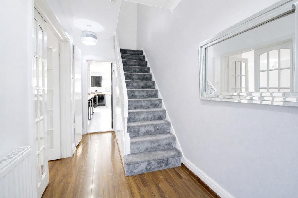 Property Image a37c1ce8-133d-4d66-b5a0-0c0300e900db