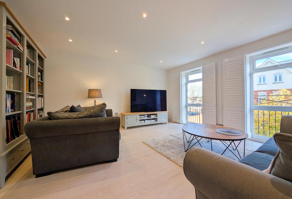 Property Image a381f409-7353-48eb-a0f6-86c0ae9f31ad