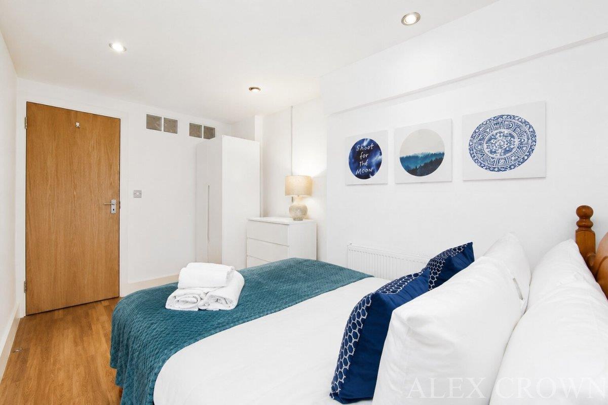 Property Image a3864c98-917c-460f-b60d-d0ad7426264a