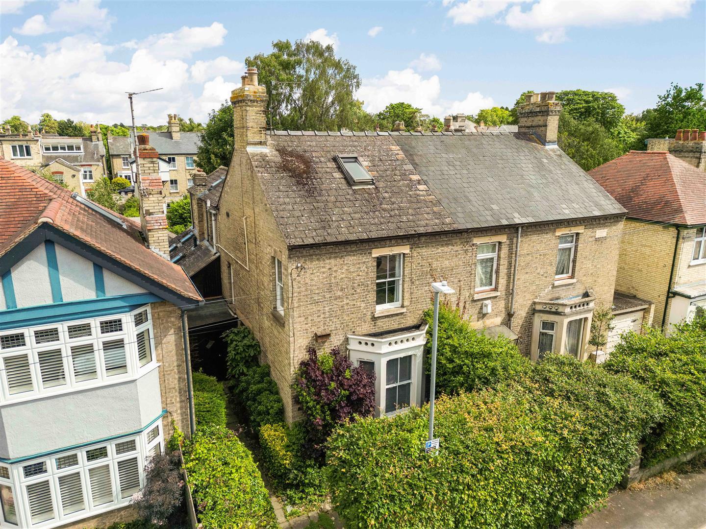 Property Image a392f6f4-8ff7-4f49-b2da-16cc3e298a32