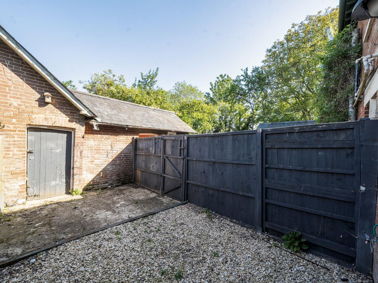 Property Image a3991c97-9d3b-41d7-acbb-c0c59d6b94b5