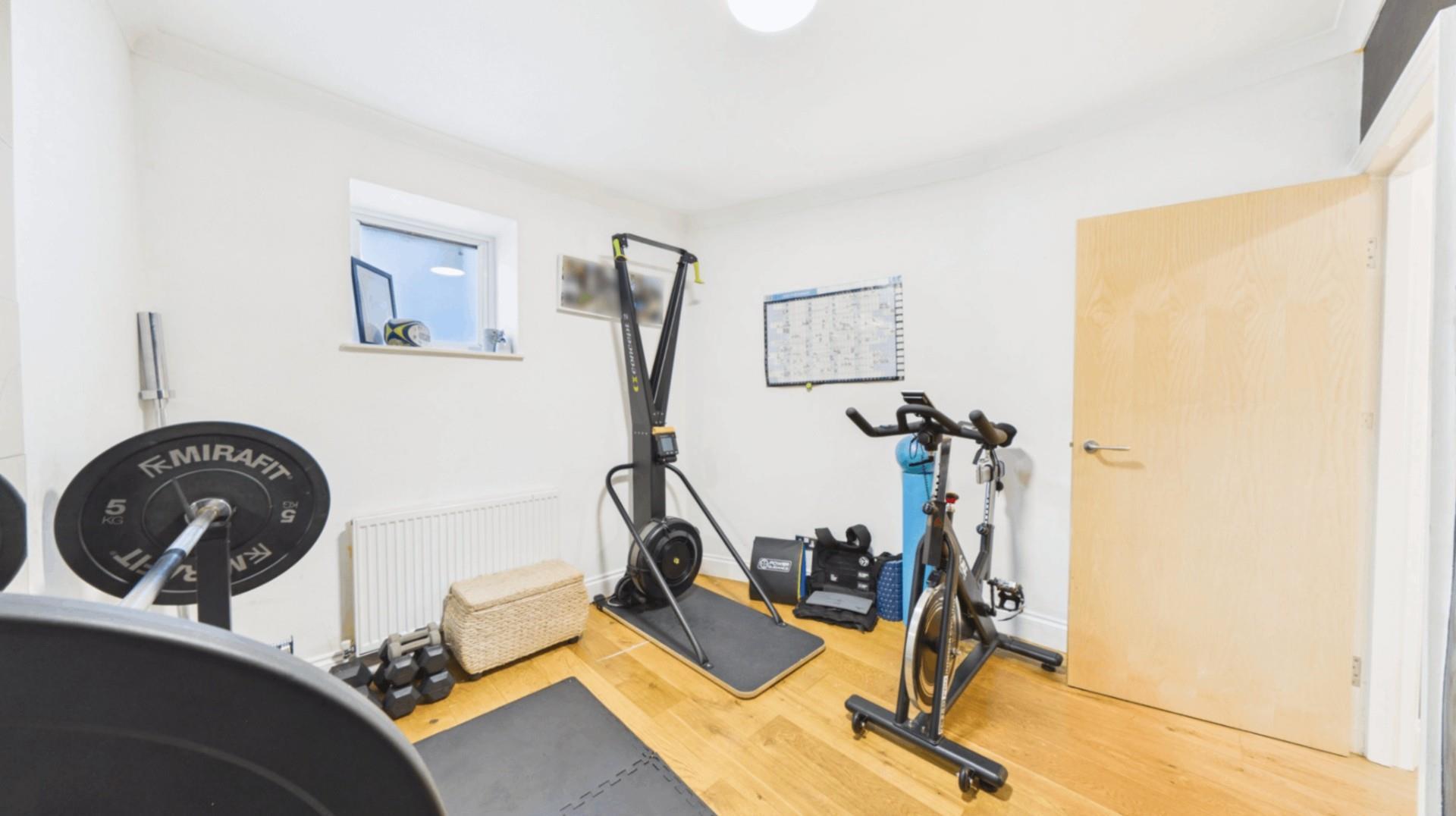 Property Image a39f42c4-779f-41ec-9e8e-0ef72c9e19f5
