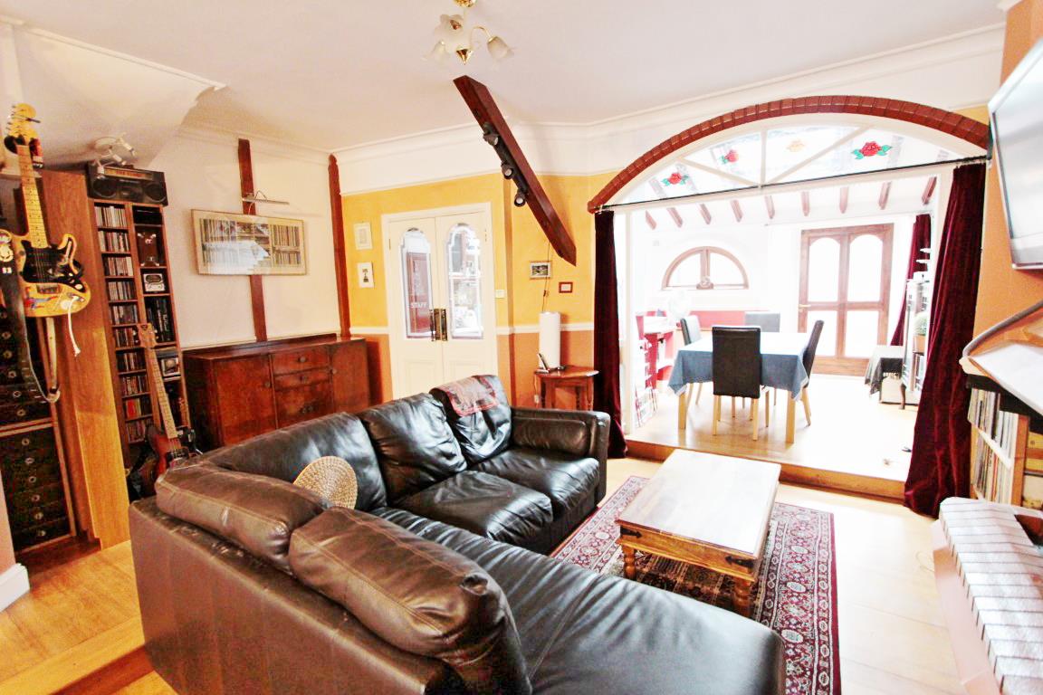 Property Image a3a42f31-9c8d-4e72-a2be-4e07dd1c26f7