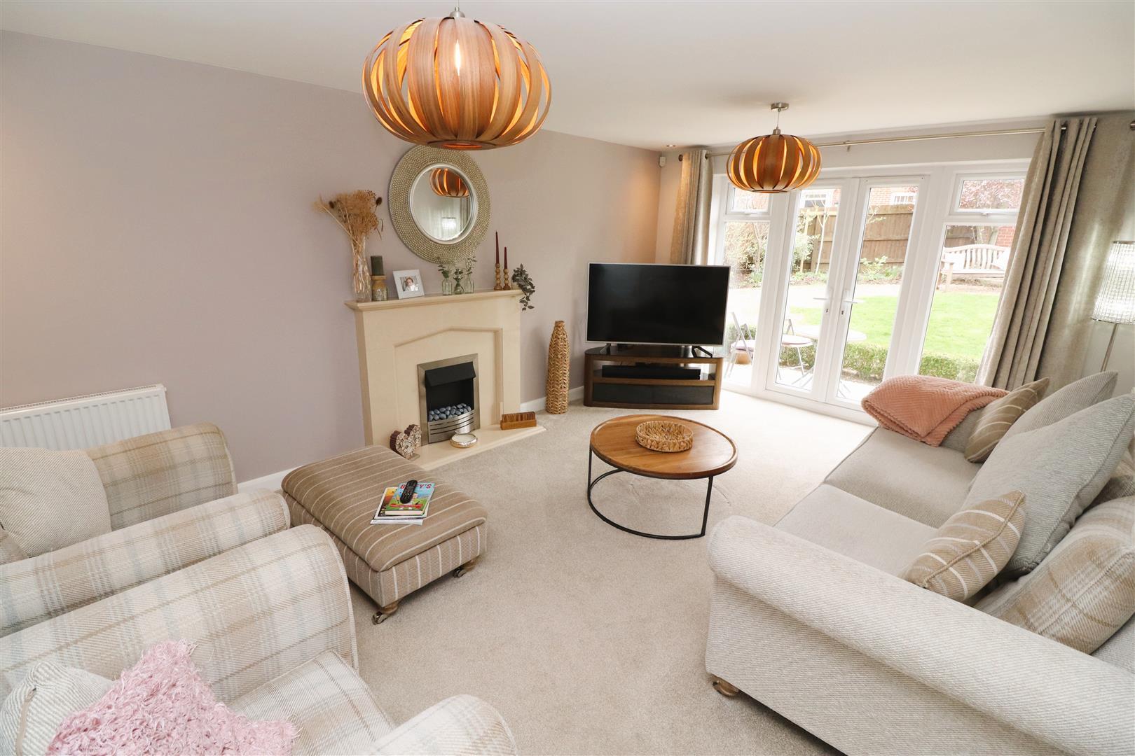 Property Image a3afcf44-ccfa-4e8c-aeaf-07b0295fa7b9