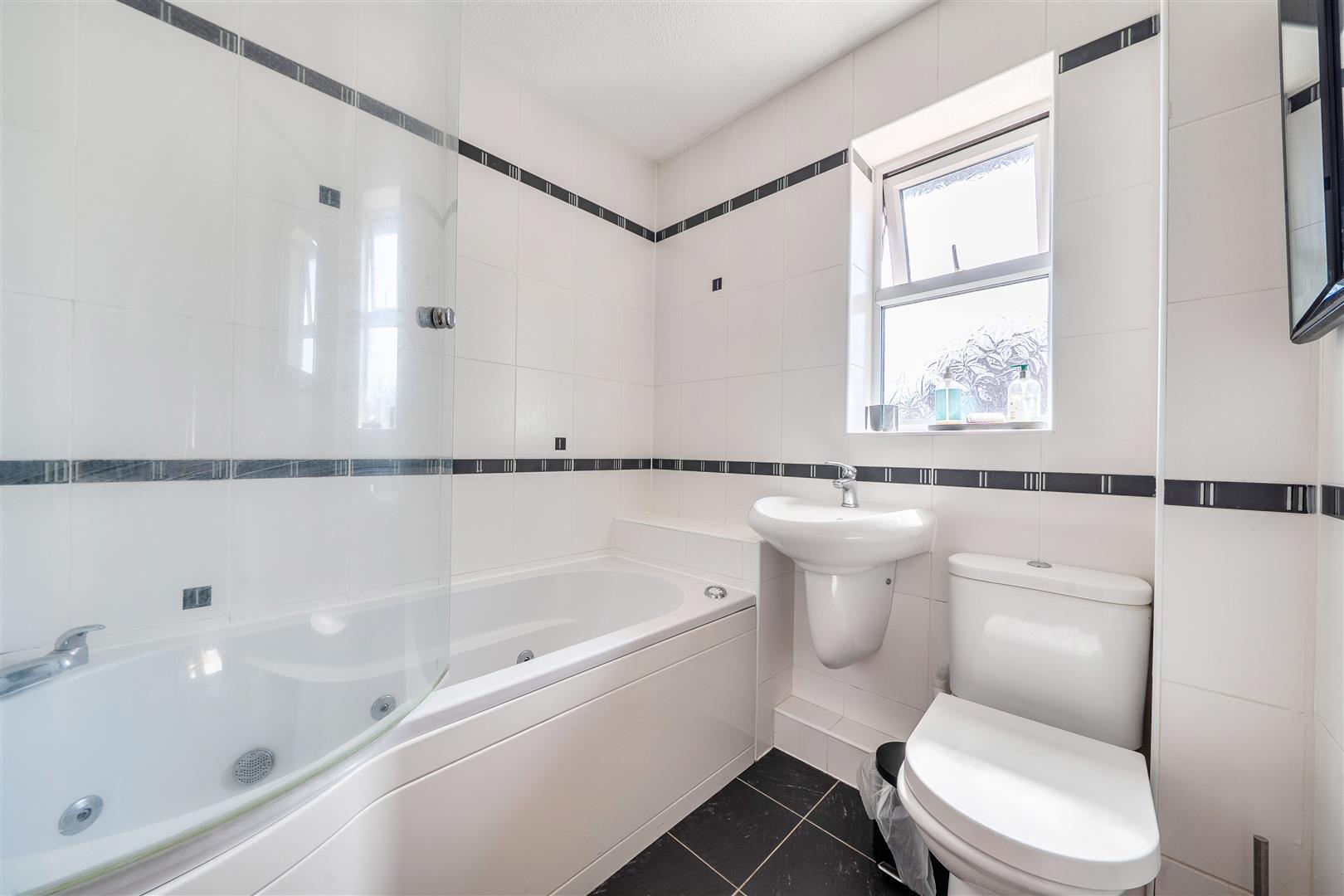 Property Image a3b5a9ec-1e49-4709-91a1-62bbdba97305